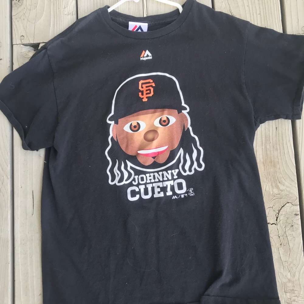 Giants tee